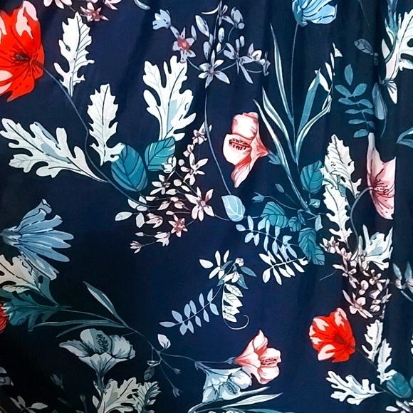 Navy Floral Maxi dress - Picture 13 of 15